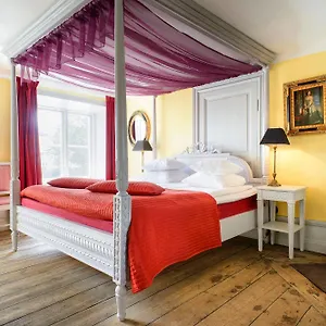 Otel Hellstens Malmgard, Stokholm